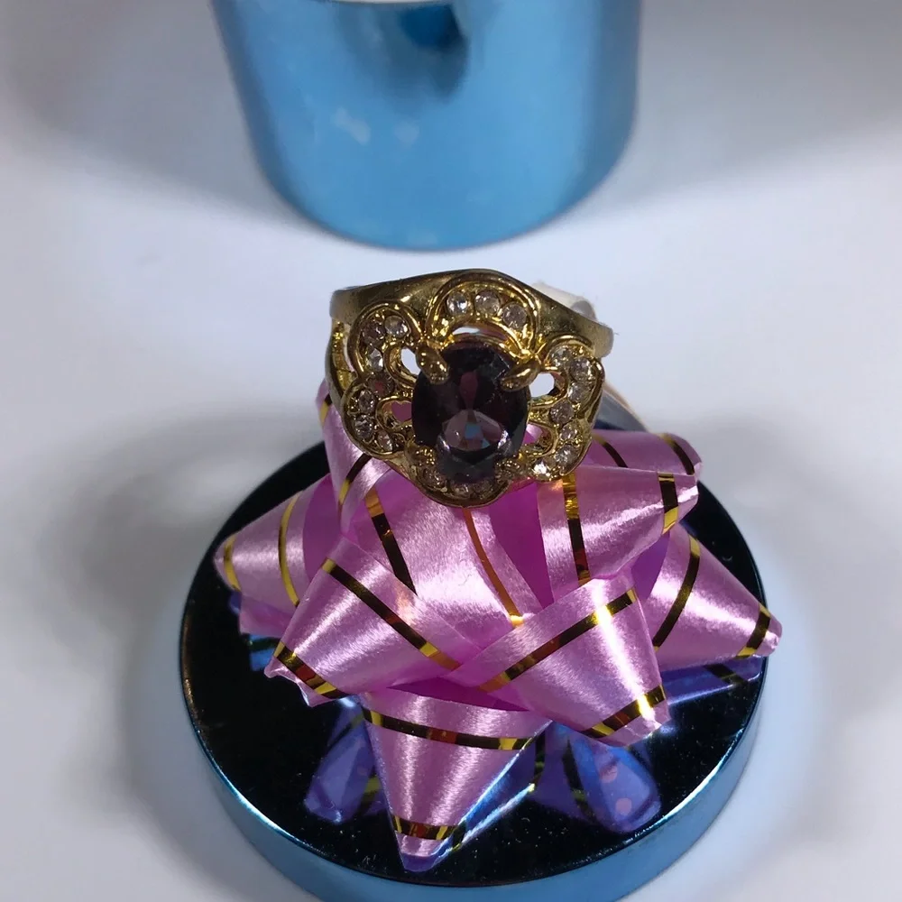 Gorgeous Big Statement Ring Vintage Deadstock New Unique Rare Sparkle Gem